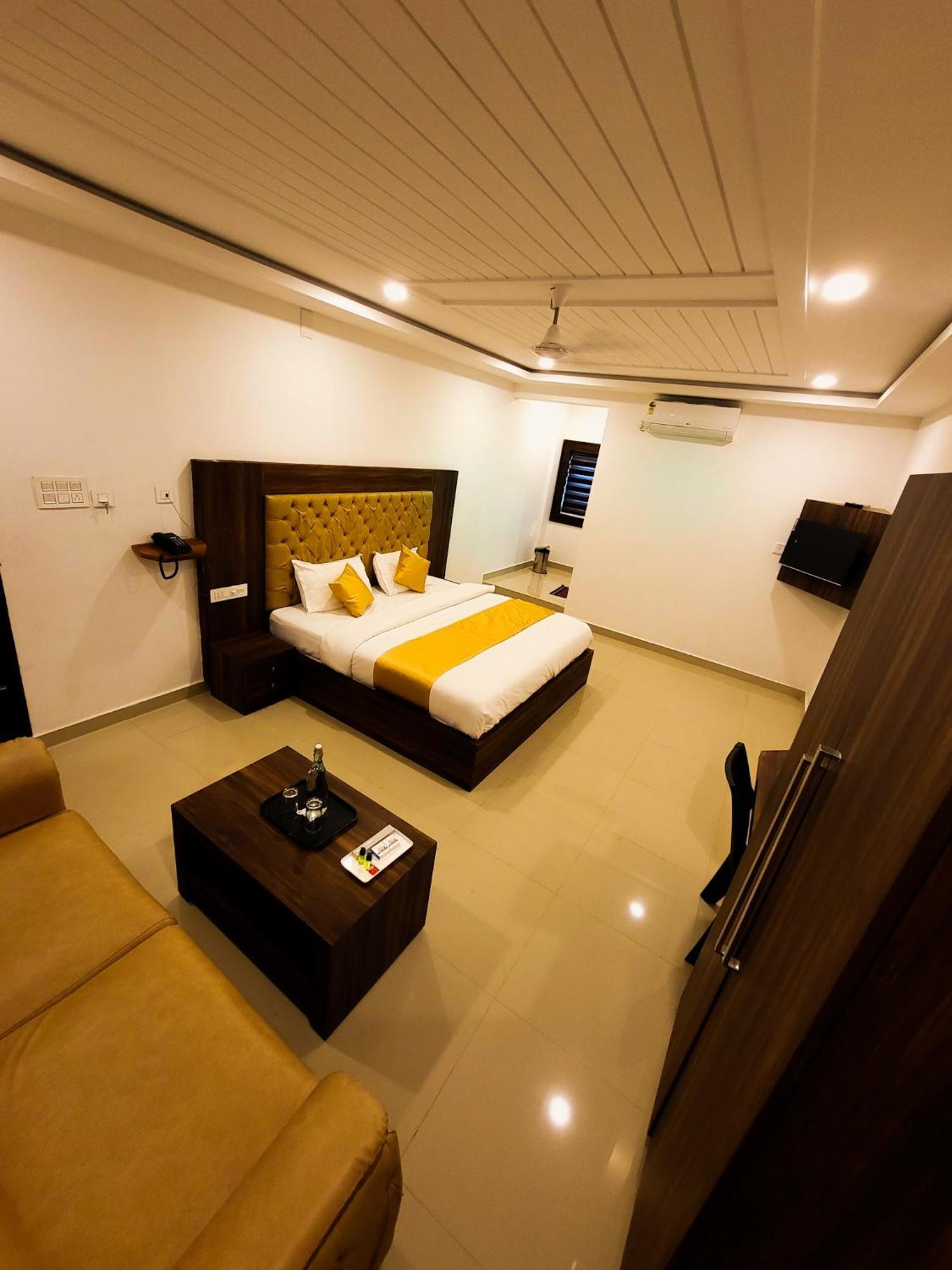 Thejaswini Residency Cheruvathur Nīleshwar Zewnętrze zdjęcie