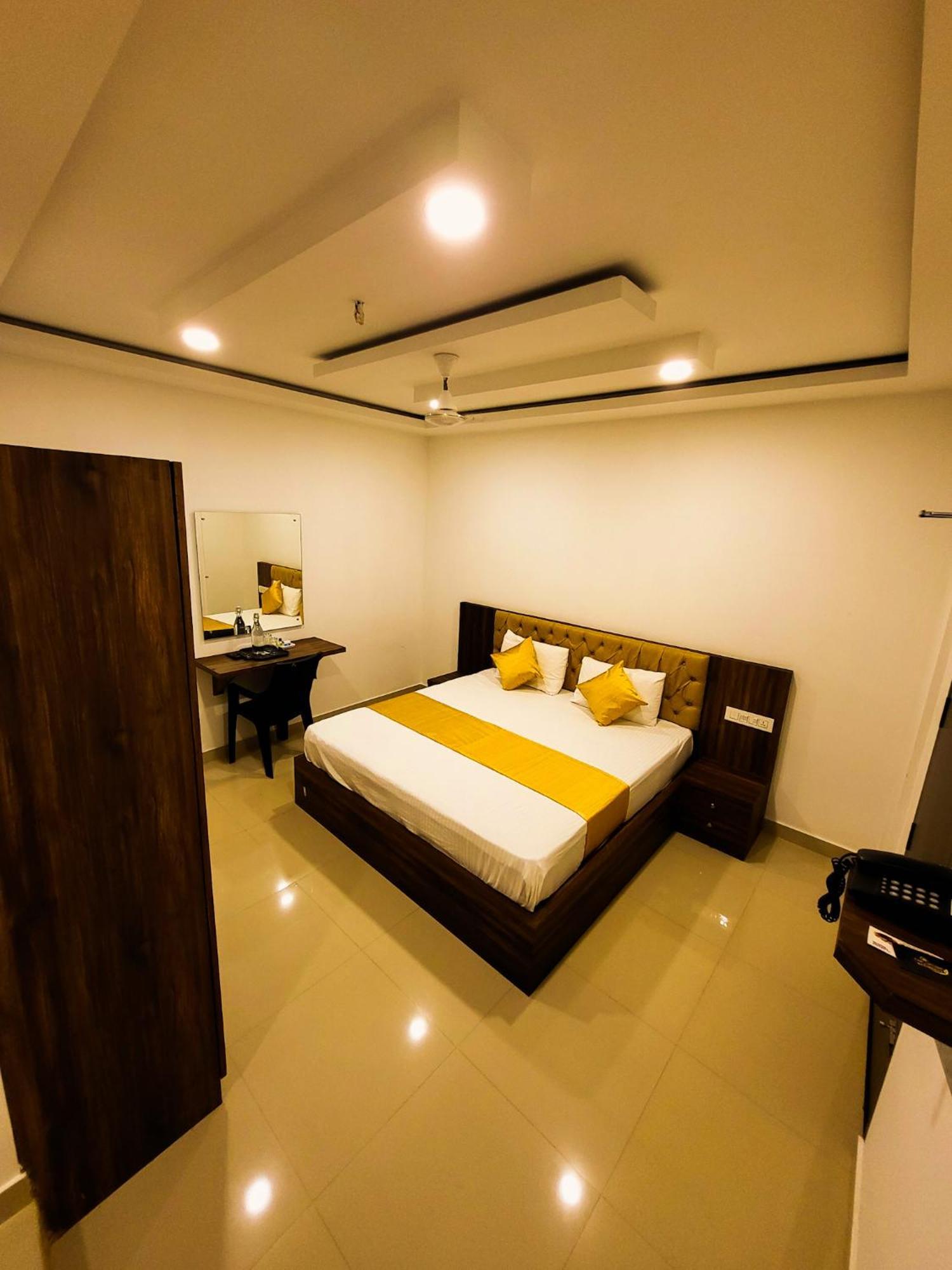 Thejaswini Residency Cheruvathur Nīleshwar Zewnętrze zdjęcie